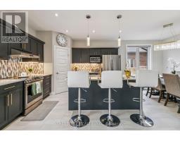 53 ARROWWOOD PATH - 17