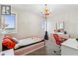 53 ARROWWOOD PATH - 28