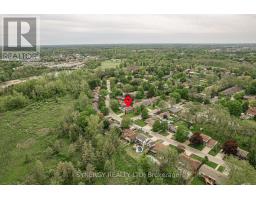 208 LAMORE CRESCENT - 32