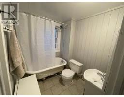 204 SELKIRK STREET - 6