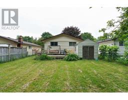 56 STROUD CRESCENT - 18
