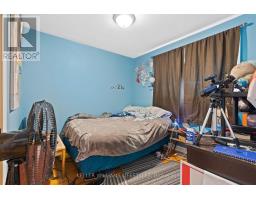 56 STROUD CRESCENT - 9