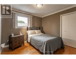 17 CARLETON COURT - 16