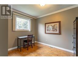 17 CARLETON COURT - 17