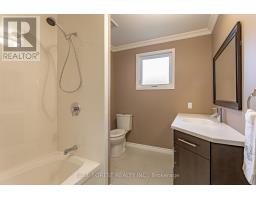 17 CARLETON COURT - 18