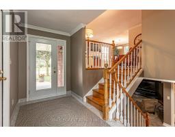 17 CARLETON COURT - 5
