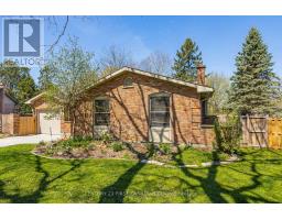 24 GATINEAU CRESCENT - 2