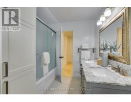 52 GLENDALE AVENUE - 13