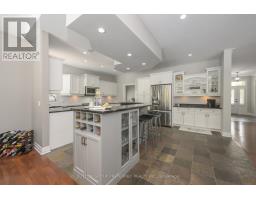 978 CHERRYHAVEN DRIVE - 23