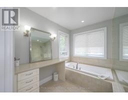 978 CHERRYHAVEN DRIVE - 32