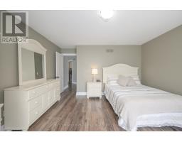 978 CHERRYHAVEN DRIVE - 38