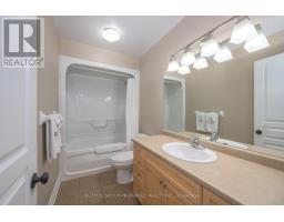 978 CHERRYHAVEN DRIVE - 40