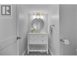 76 APELDOORN CRESCENT - 22