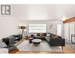 470 BEACHWOOD AVENUE - 7