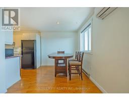 701 - 986 HURON STREET - 11