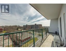 701 - 986 HURON STREET - 25