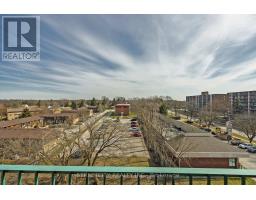 701 - 986 HURON STREET - 26