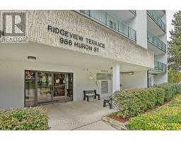 701 - 986 HURON STREET - 29