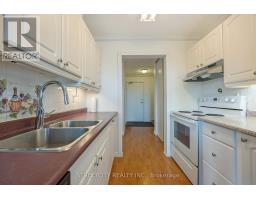 701 - 986 HURON STREET - 6
