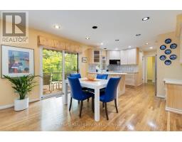 41 HAMPTON CRESCENT - 15