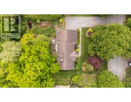 41 HAMPTON CRESCENT - 46