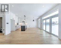 157 HOLLOWAY TRAIL - 12