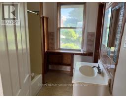 156 - 158 HYMAN STREET - 7