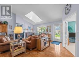 40 LAKESIDE CIRCLE - 7
