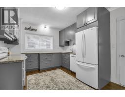 432 SPRUCE STREET N - 12