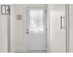 432 SPRUCE STREET N - 25