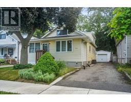 432 SPRUCE STREET N - 3