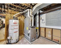 432 SPRUCE STREET N - 41