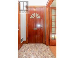 230 SUNSET DRIVE - 7