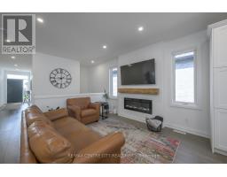 64 - 383 DAVENTRY WAY - 20