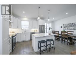 64 - 383 DAVENTRY WAY - 22