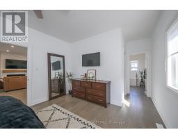 64 - 383 DAVENTRY WAY - 31