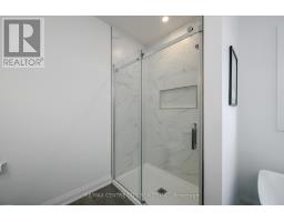 64 - 383 DAVENTRY WAY - 34
