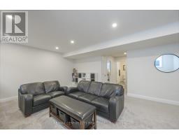 64 - 383 DAVENTRY WAY - 38