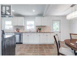1697 MOFFATT AVENUE - 10