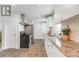 1697 MOFFATT AVENUE - 11