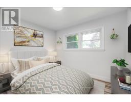 1697 MOFFATT AVENUE - 16