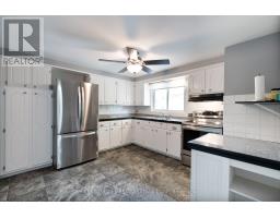 100 - 159 SANDRINGHAM CRESCENT - 10