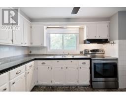 100 - 159 SANDRINGHAM CRESCENT - 13