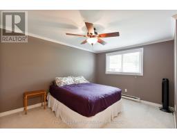 100 - 159 SANDRINGHAM CRESCENT - 16