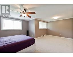 100 - 159 SANDRINGHAM CRESCENT - 17