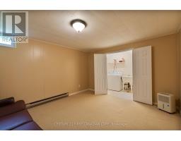 100 - 159 SANDRINGHAM CRESCENT - 24