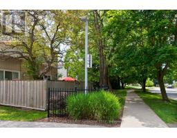 100 - 159 SANDRINGHAM CRESCENT - 32