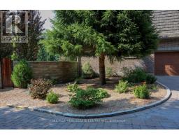 203 EAST RIVER ROAD - 3
