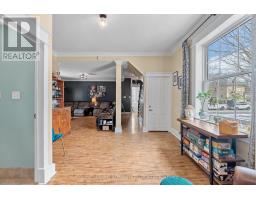 103 RICHMOND STREET S - 22