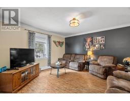 103 RICHMOND STREET S - 28